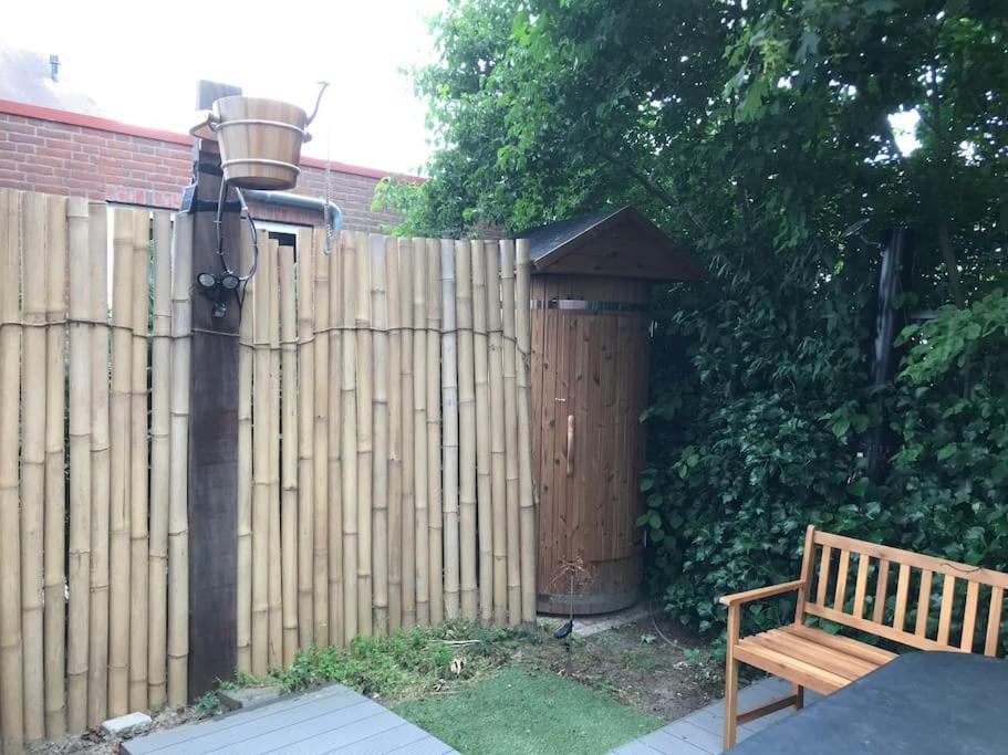 Bed and Breakfast Voormalig Politiebureau Gebruik Welnesstuin Tegen Betaling Ouddorp Exterior foto